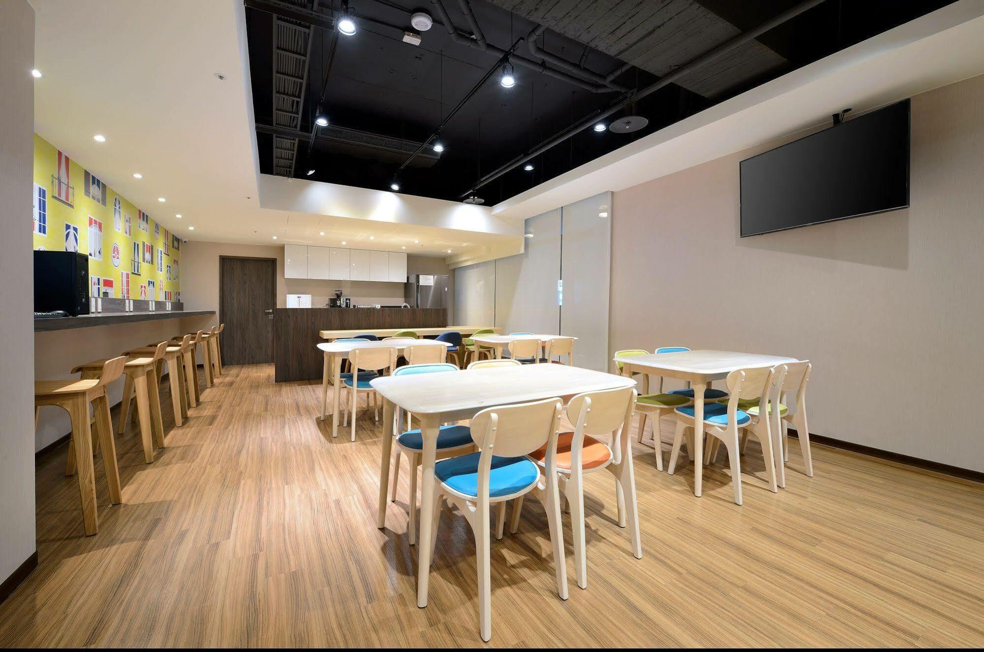 יונגחה Park City Inn & Hostel מראה חיצוני תמונה