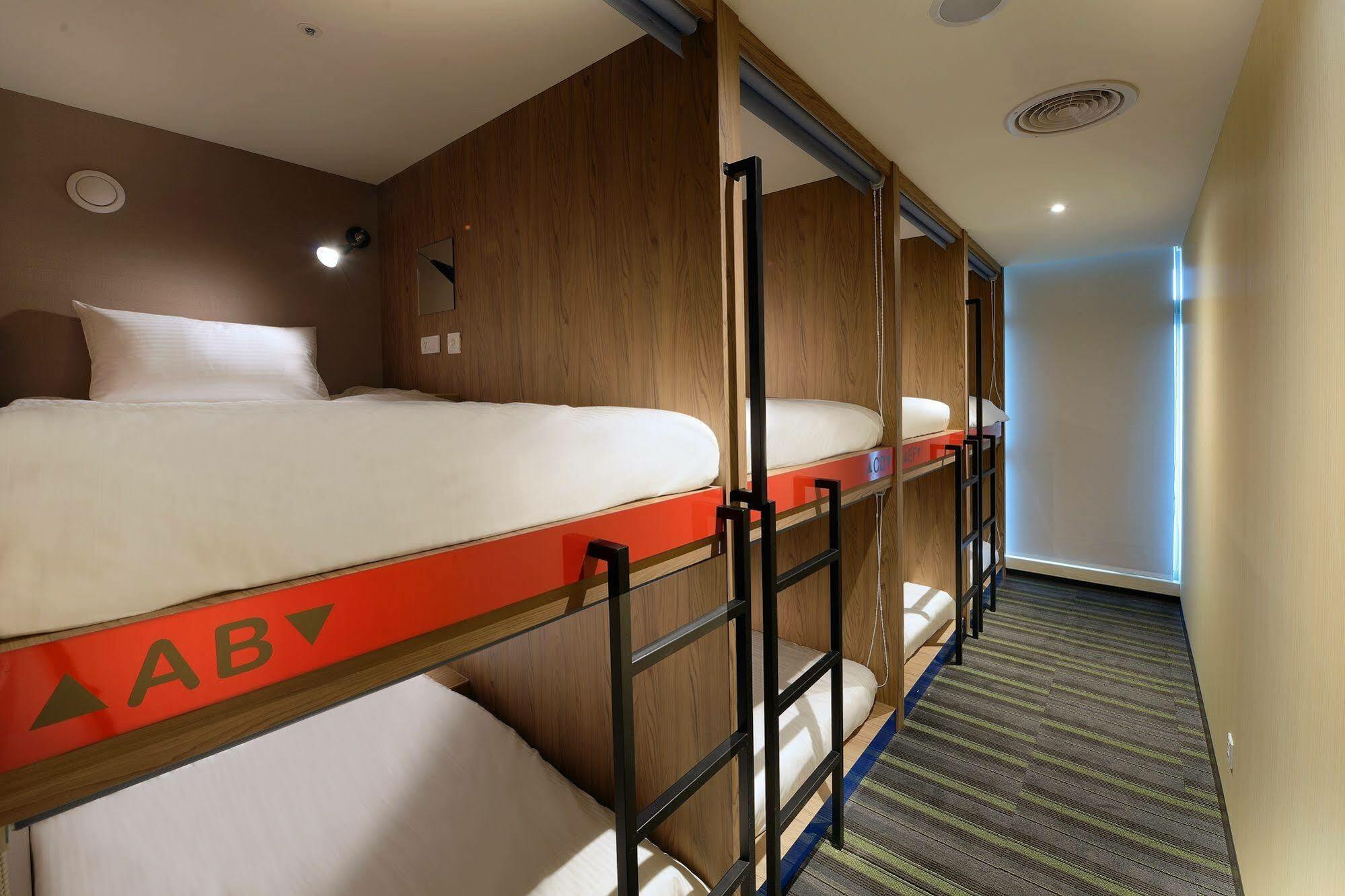 יונגחה Park City Inn & Hostel מראה חיצוני תמונה